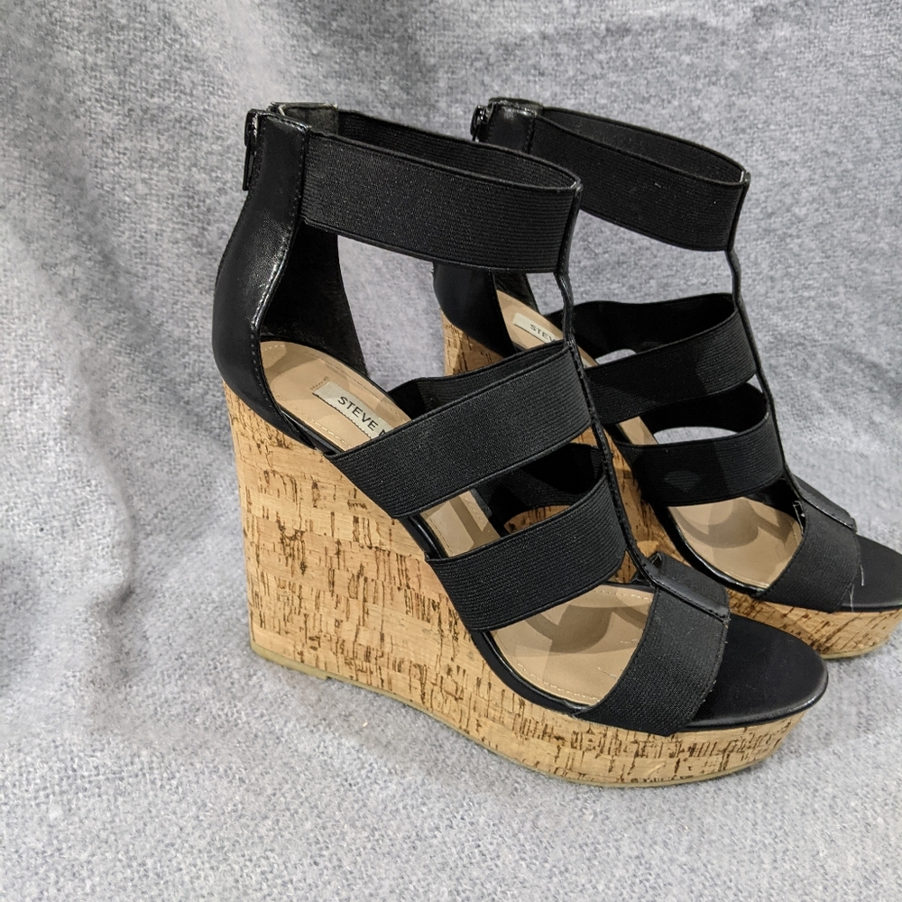 Wedge heels